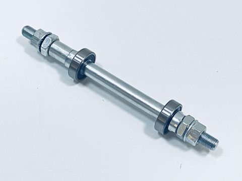 Ось задняя спортивная MTB на промах 175MM под гайки, код 41518